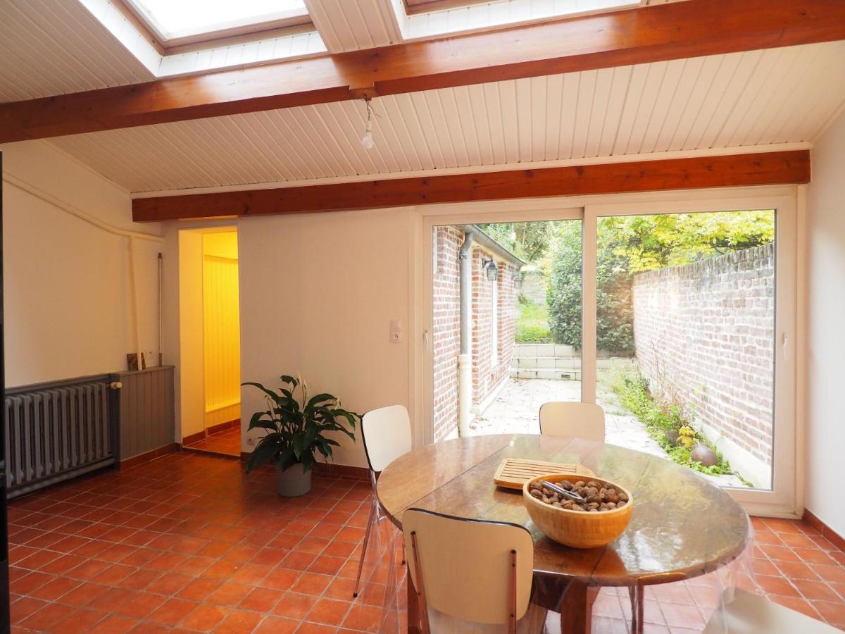 Villa Elegant Bourgeoise Style House With Garden Laon Exterior foto